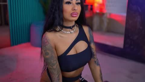 arabellaposh online show from November 29, 6:17 am