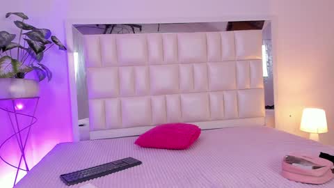   online show from January 7, 5:12 am