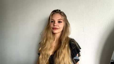 Amelia online show from November 5, 6:29 am