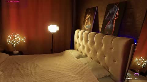 aria_mila online show from June 17, 6:15 am