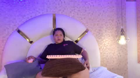 aria_sm online show from November 16, 7:14 pm