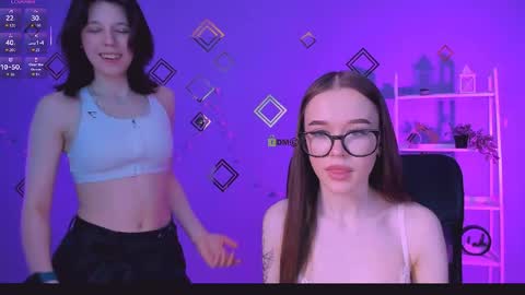 aria_wild_ online show from June 4, 7:40 pm