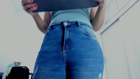 ariacoral online show from March 2, 1:29 pm