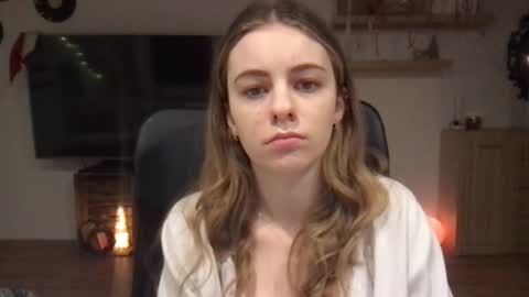 AriaCreazy online show from December 28, 9:30 pm