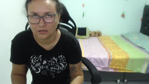 ...Ariana... online show from January 17, 4:15 pm