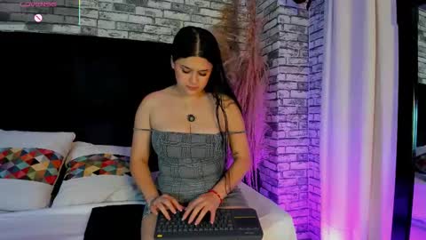 -  -. .- Ariadna -. .-  - online show from March 23, 1:06 pm