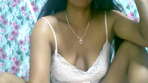 ariah13 online show from November 29, 12:20 pm