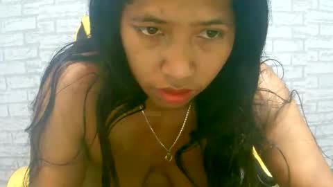 ariah13 online show from May 6, 6:50 am