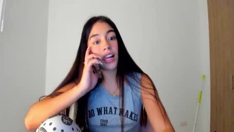 Aria Montgomery online show from January 8, 12:25 am