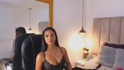 Ariana  online show from September 25, 8:17 pm