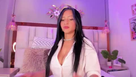 Ariana online show from December 3, 5:59 pm