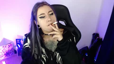 help me 100 hands up my OF is Free  online show from April 17, 12:13 am