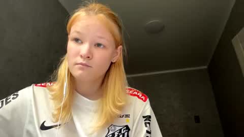 Kira online show from July 21, 10:49 am