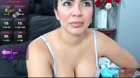 ---Arianna--- online show from March 4, 11:43 pm