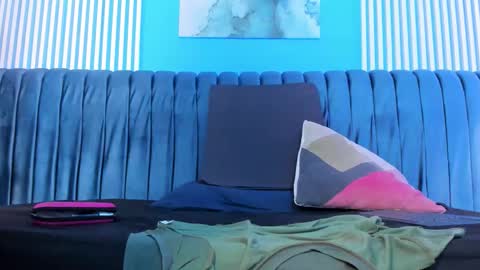 Arianna online show from February 6, 7:39 pm