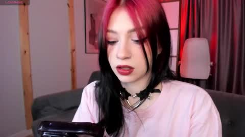 Snapshot of arielabradberry chatting on February 14, 1:40 pm Ariel online show from February 14, 1:40 pm