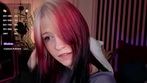 Snapshot of arielabradberry chatting on September 20, 4:27 pm Ariel online show from September 20, 4:27 pm