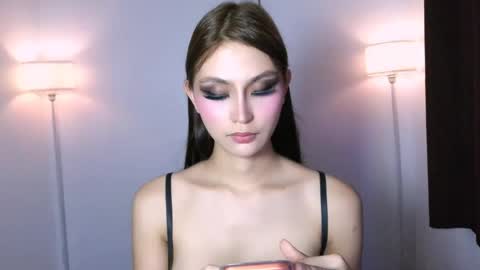 MIRA GREYSON online show from July 28, 8:01 am