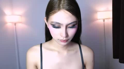 MIRA GREYSON online show from July 14, 11:05 am