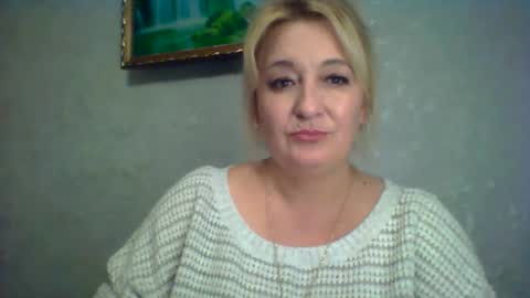 Snapshot of arielxloveresss chatting on October 11, 6:10 pm ArielXLoveresss online show from October 11, 6:10 pm