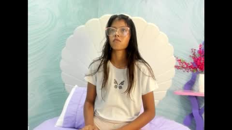 Arietta online show from November 15, 7:48 pm