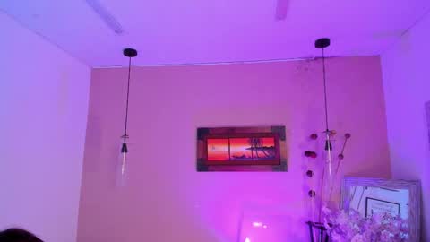  Arianna  online show from September 30, 4:45 pm