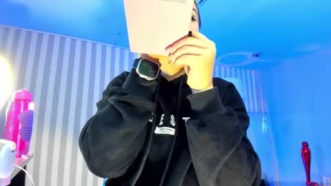  Arianna  online show from January 27, 2:35 pm