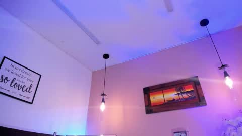  Arianna  online show from February 8, 4:14 pm