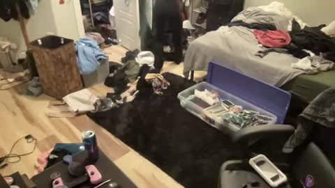 airskiii online show from February 28, 7:05 am