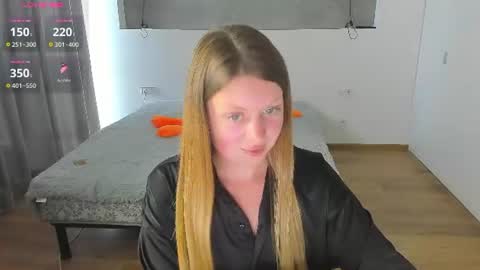 ariymil online show from July 28, 10:57 am