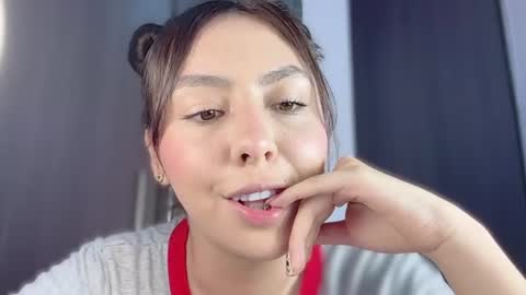 arkana_sweet online show from July 24, 9:44 pm