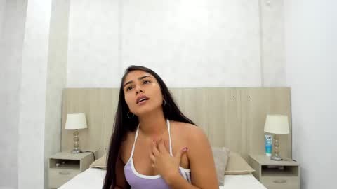 Arlet Powell online show from November 20, 4:13 am