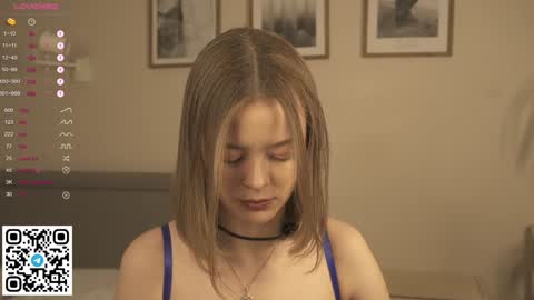 Nina online show from December 10, 4:06 pm