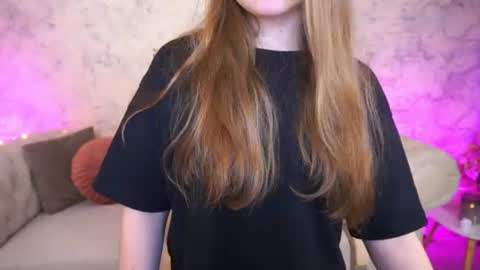 arrinawair online show from June 25, 7:13 am