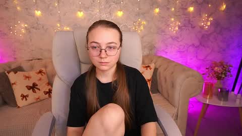 arrinawair online show from April 9, 6:52 am