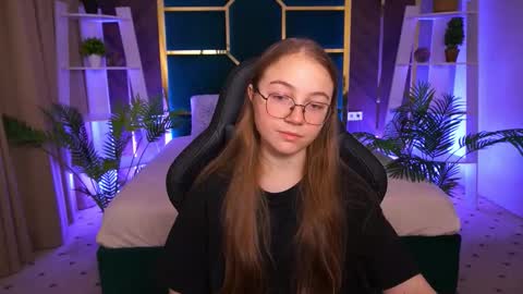 arrinawair online show from October 28, 8:42 am