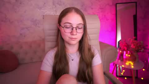 arrinawair online show from July 9, 7:44 am