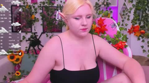 Lea online show from October 22, 2:27 am