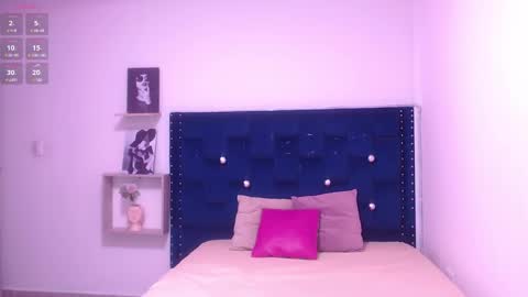 Snapshot of artemiza_love_ chatting on January 16, 12:20 pm artemiza online show from January 16, 12:20 pm
