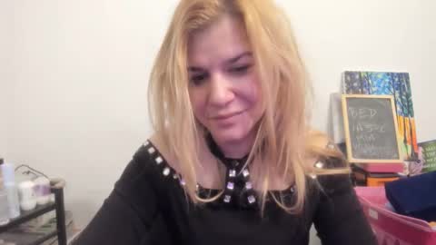 MIA online show from January 19, 7:15 am