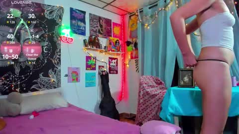 Isabella Cherry online show from March 11, 3:00 am