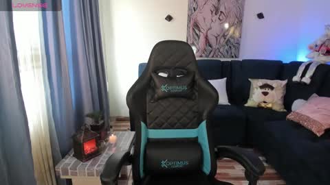 hellen online show from December 27, 2:44 pm