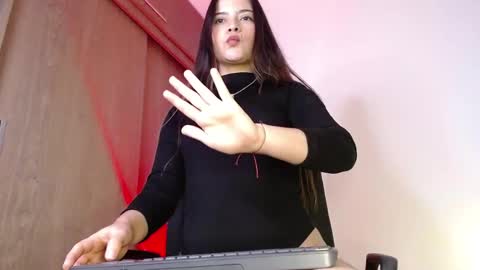 ximena online show from June 1, 1:29 am