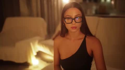 Snapshot of asensse chatting on September 23, 6:28 pm Call me Ann online show from September 23, 6:28 pm