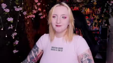 AshleyAshe  online show from June 27, 5:52 am