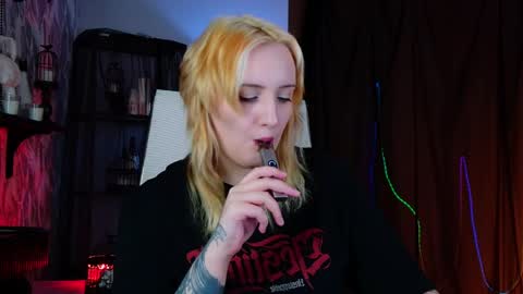 AshleyAshe  online show from May 28, 2:53 am