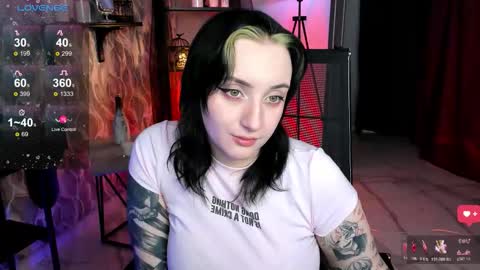AshleyAshe  online show from October 19, 11:18 pm