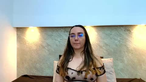 Asley Bennet online show from October 22, 5:56 am