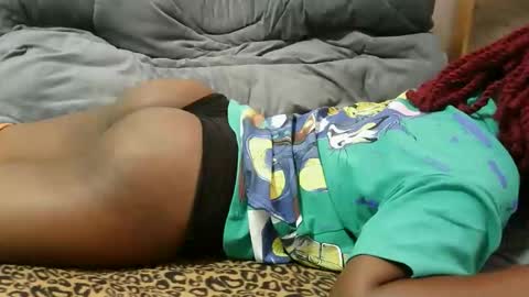 ashlery  online show from September 24, 5:28 am