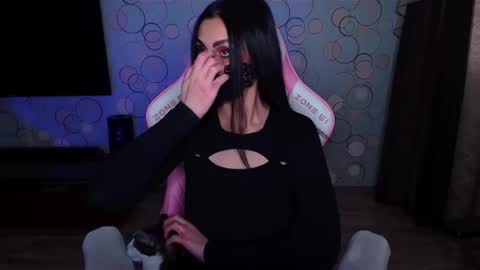   Yasmina   online show from March 12, 7:00 am